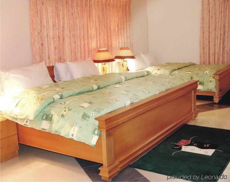Eastgate Hotel Accra Rum bild