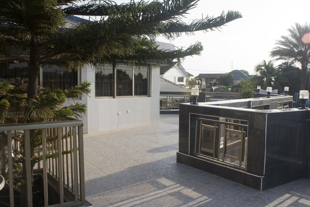 Eastgate Hotel Accra Exteriör bild