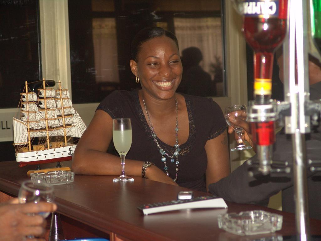 Eastgate Hotel Accra Restaurang bild