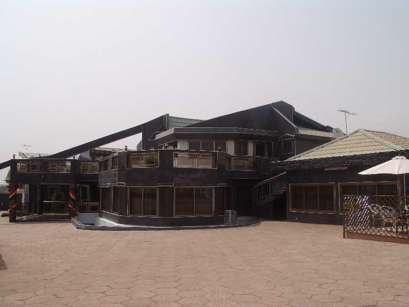 Eastgate Hotel Accra Exteriör bild